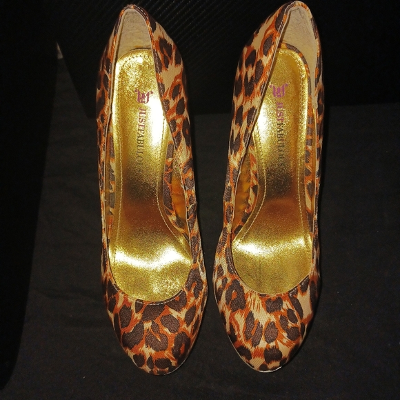 Leopard Print Stiletto - Picture 2 of 5